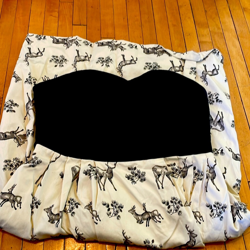 Anthropologie strapless buck dress size 12 with pockets